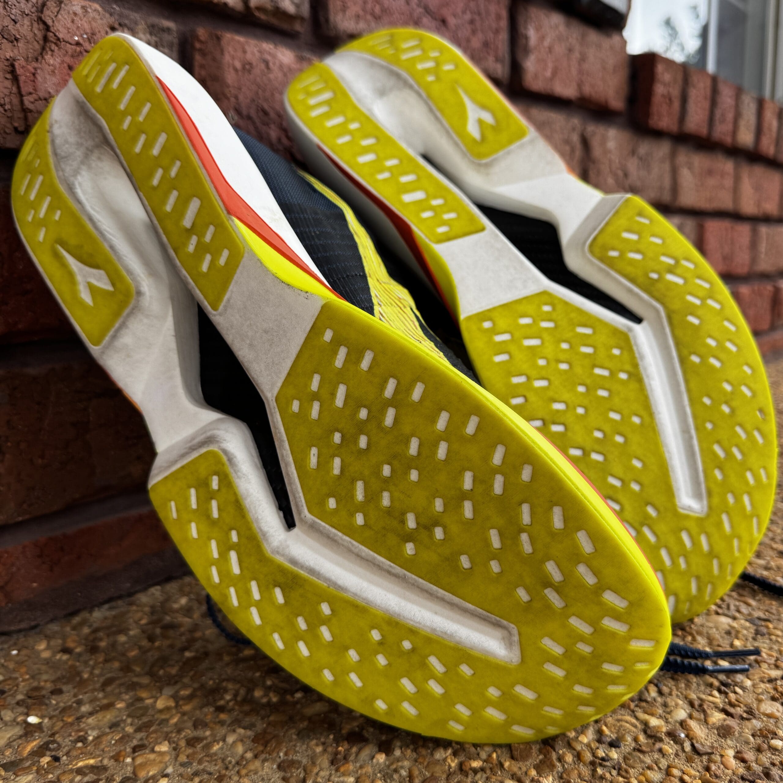 Diadora Gara Carbon 3