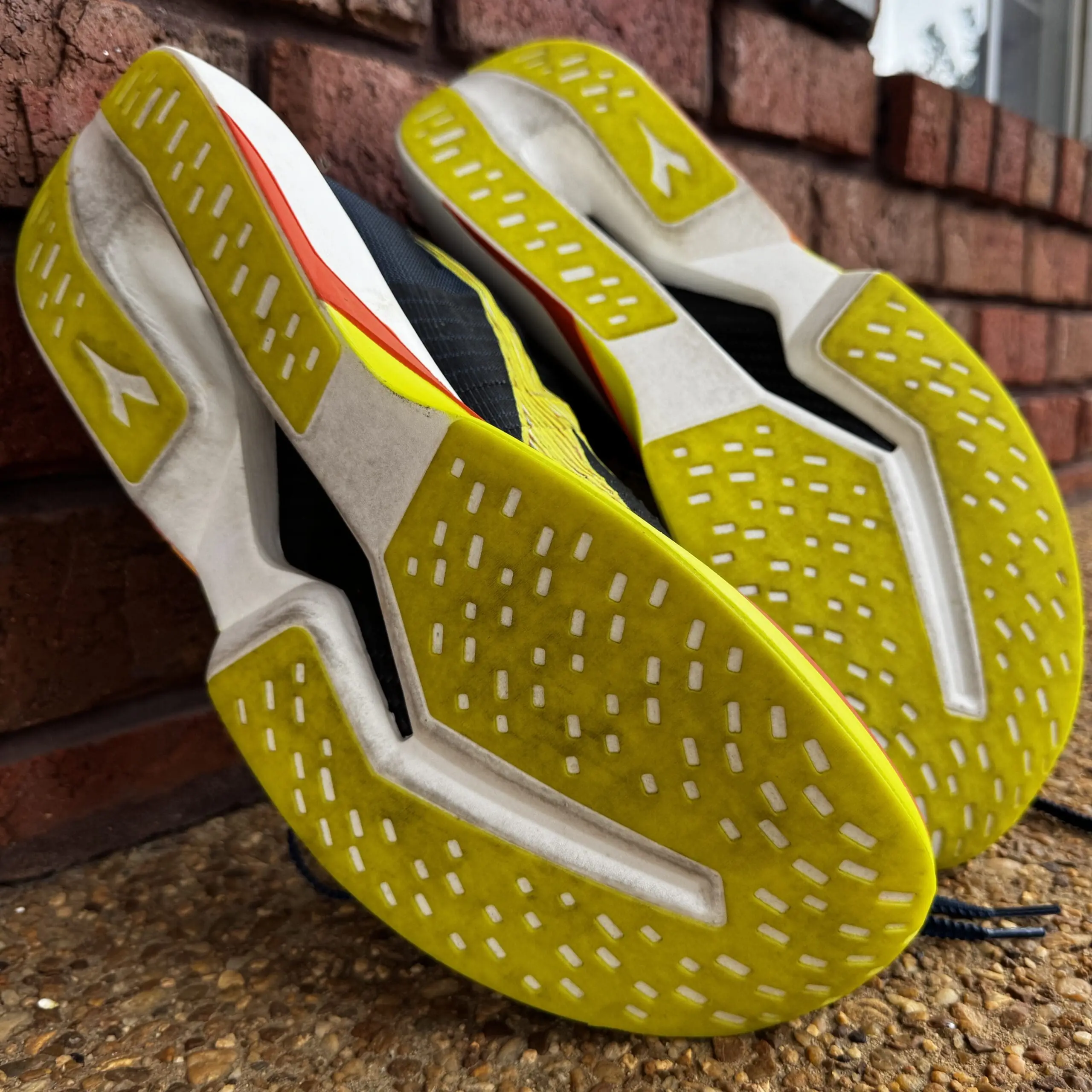 Diadora Gara Carbon 3