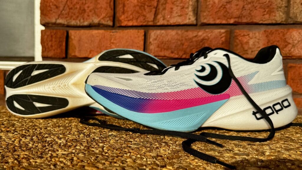 Topo Athletic Specter 3